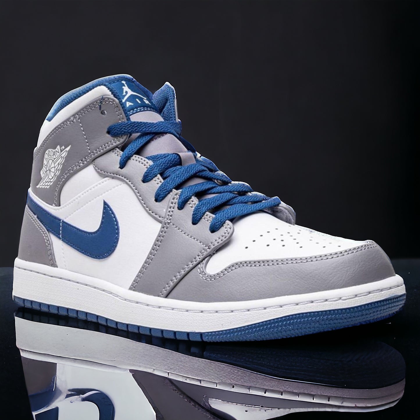 Jordan 1 Mid "True Blue"