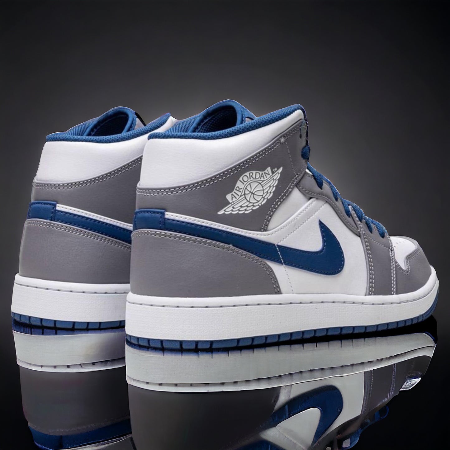 Jordan 1 Mid "True Blue"