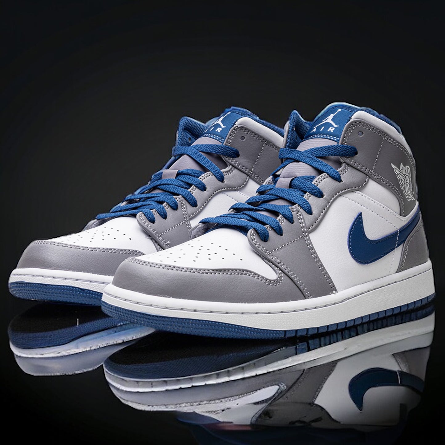 Jordan 1 Mid "True Blue"