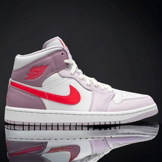 Jordan 1 Mid "Valentine´s Day (2022)"