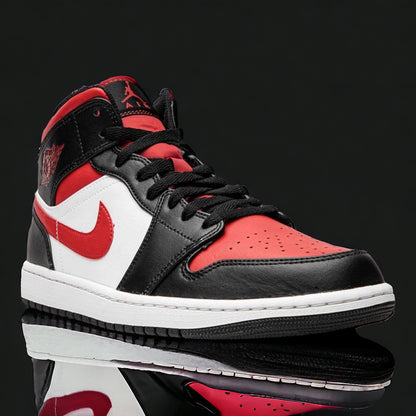Jordan 1 Mid "Bred Toe (2022)"