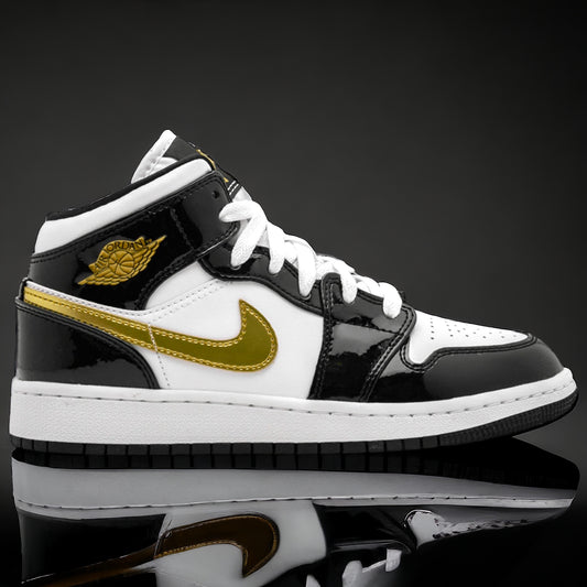 Jordan 1 Mid "Patent Black White Gold" (GS)