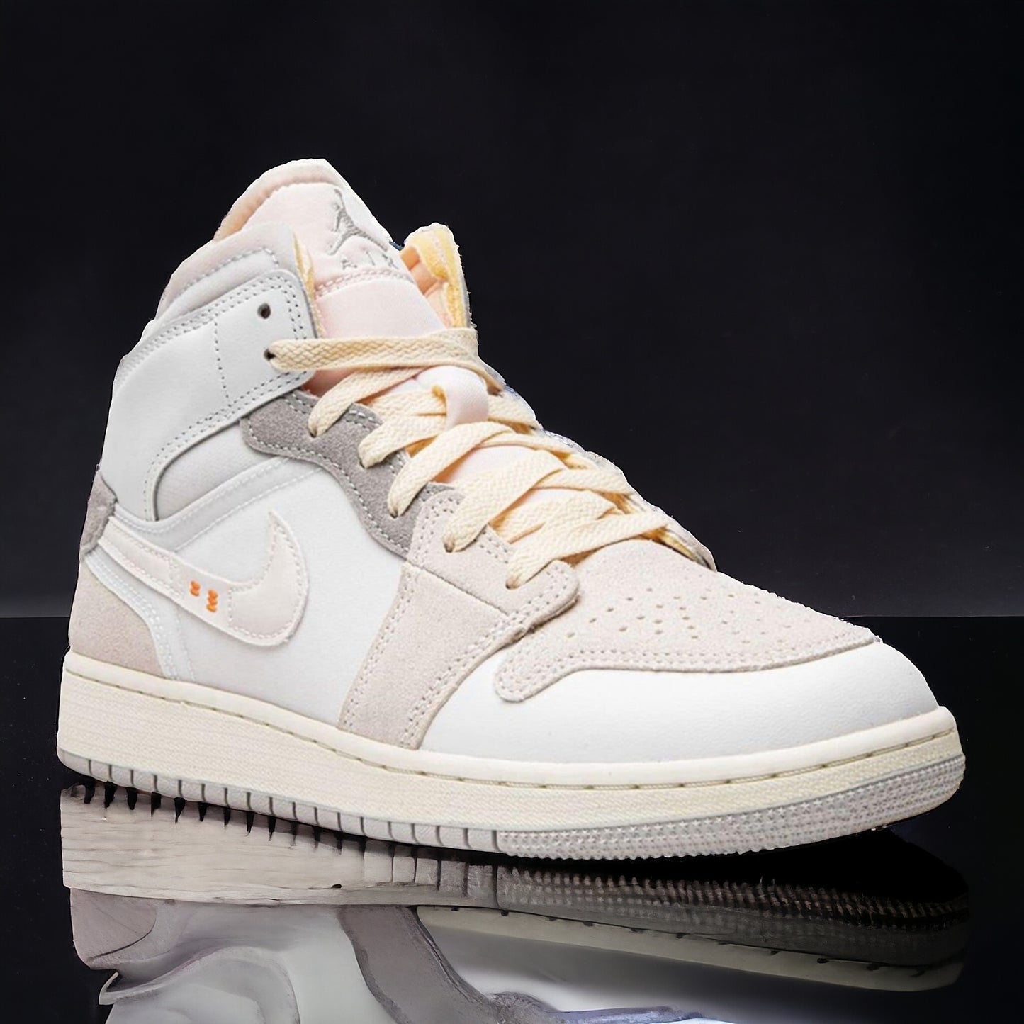 Jordan 1 Mid SE Craft "Inside Out White Grey" (GS)