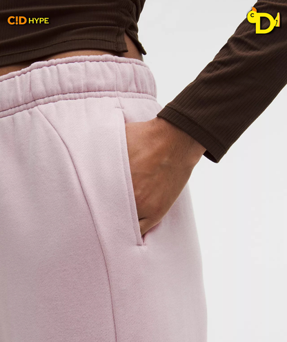 Scuba Mid-Rise Oversized Jogger Regular "Porcelain Pink"