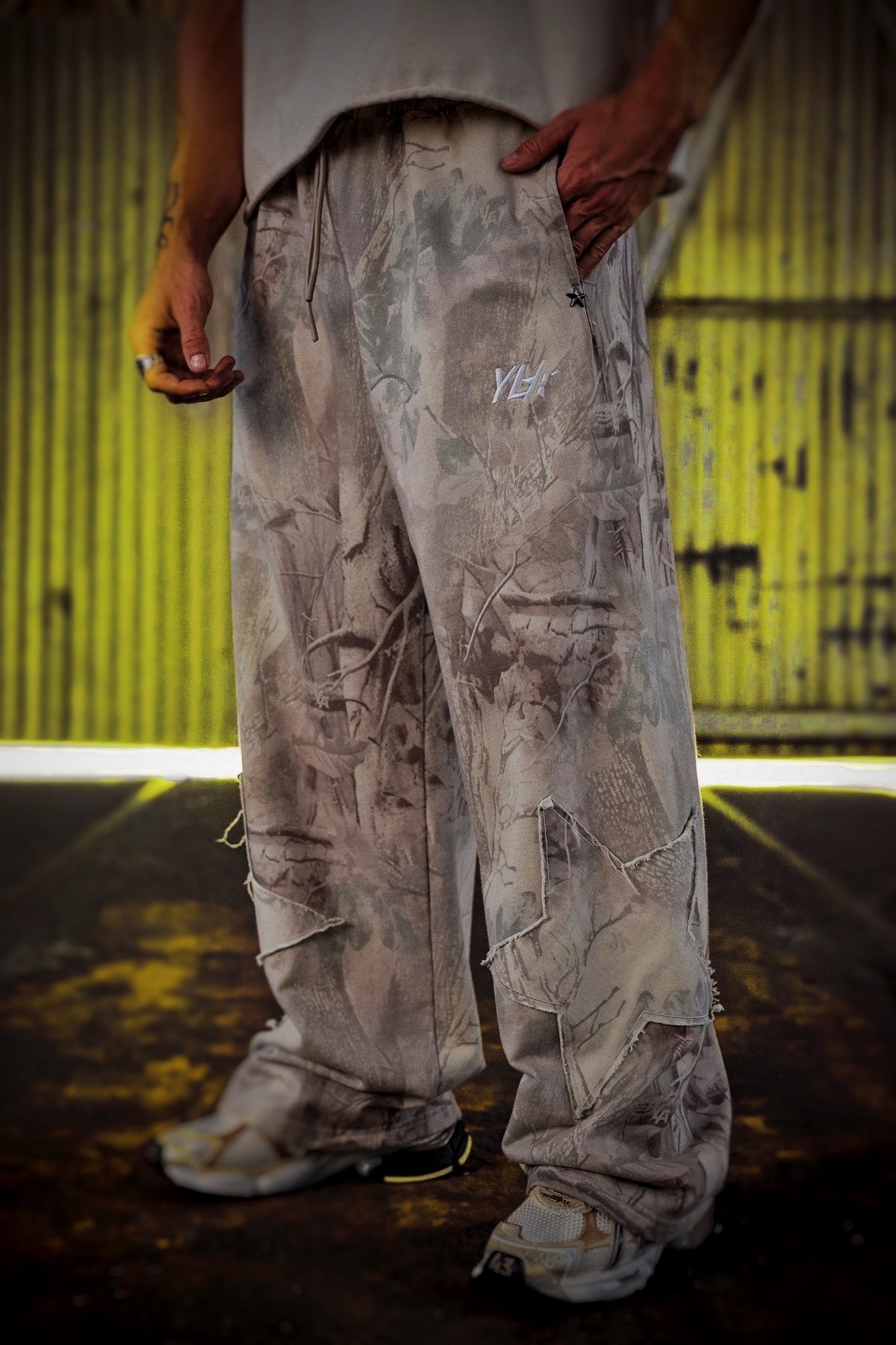 2058- Superstar Sweats-Desert Tan Tree Camo