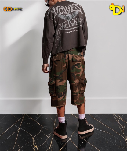 Take-Off Grunge Mid-Length Raw Hem LS Tee in Wolf Gray