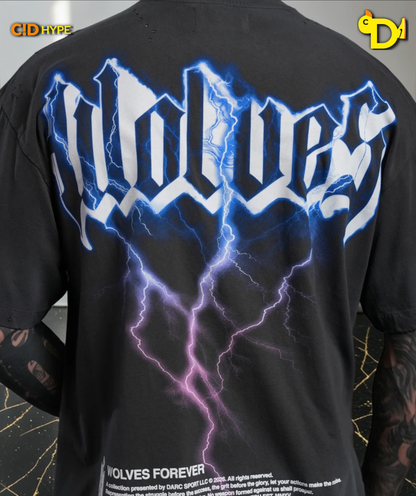 Wolves Lightning Distressed Grunge Tee in Wolf Gray Drift Wash