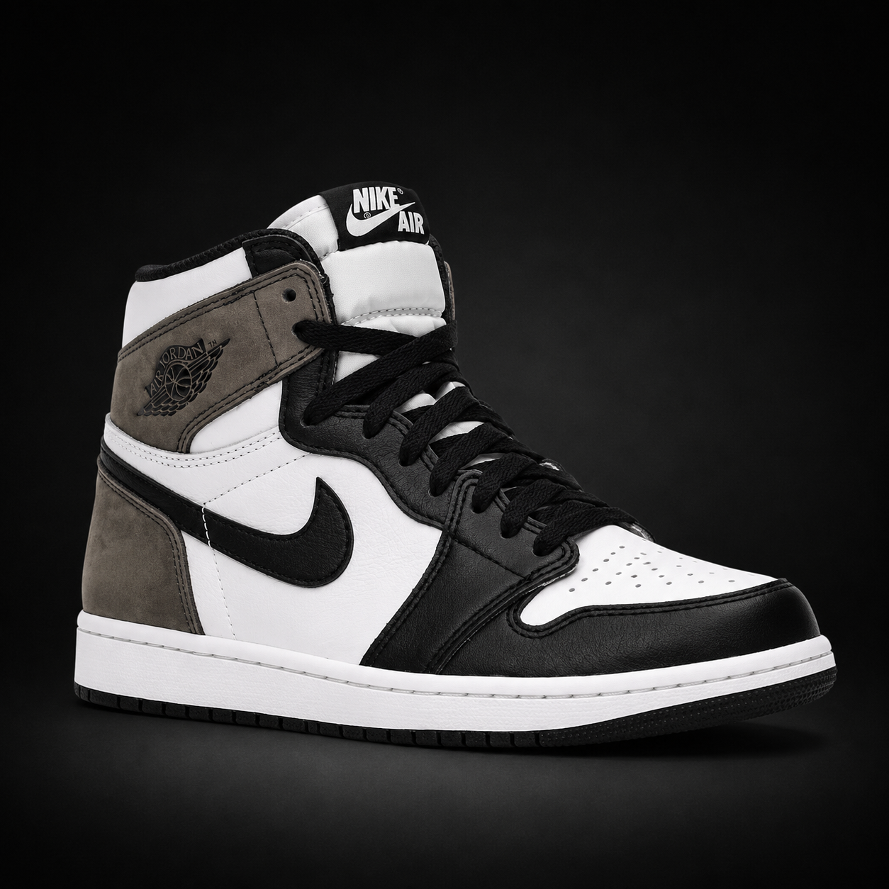 Air Jordan 1 High OG Dark Mocha, vista frontal — Crazy!Duck Hype