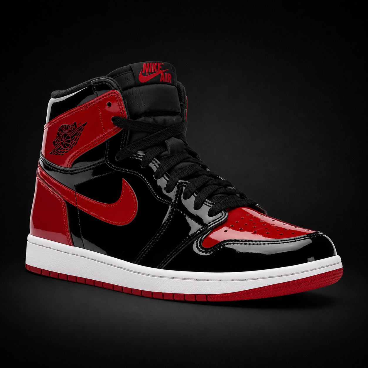 Air Jordan 1 High OG Patent Bred, vista frontal — Crazy!Duck Hype