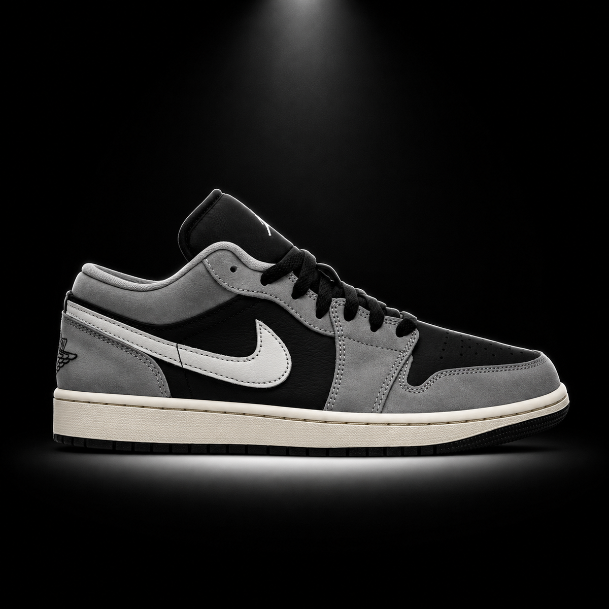 Air Jordan 1 Low Light Smoke Grey Off Noir, vista lateral — Crazy!Duck Hype