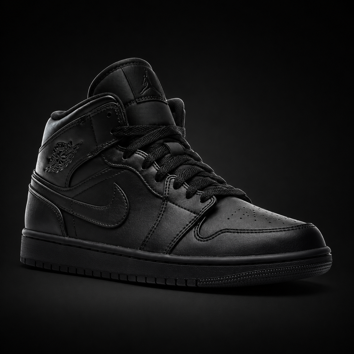 Air Jordan 1 Mid Black, vista frontal — Crazy!Duck Hype