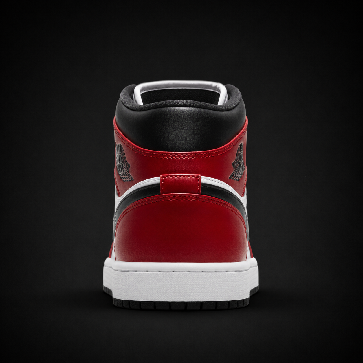 Air Jordan 1 Mid Chicago Toe, vista trasera — Crazy!Duck Hype