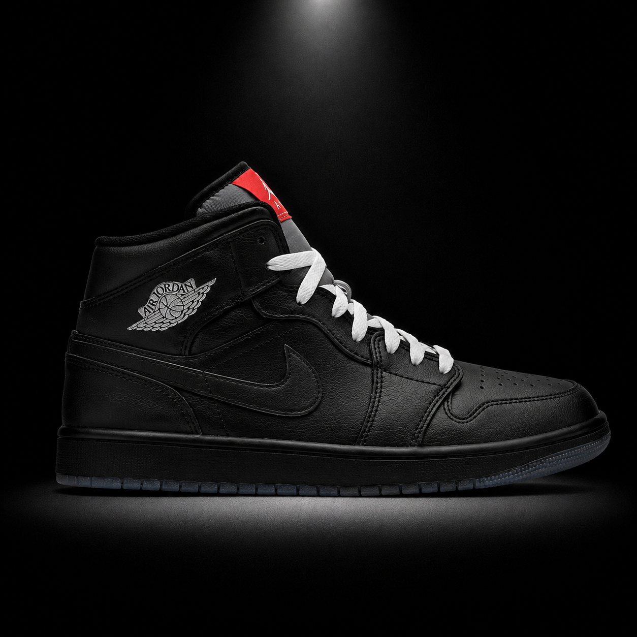 Air Jordan 1 Mid SE Black Metallic Reimagined, vista lateral — Crazy!Duck Hype