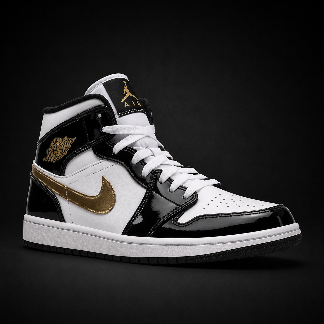 Air Jordan 1 Mid SE Patent Gold, vista frontal — Crazy!Duck Hype