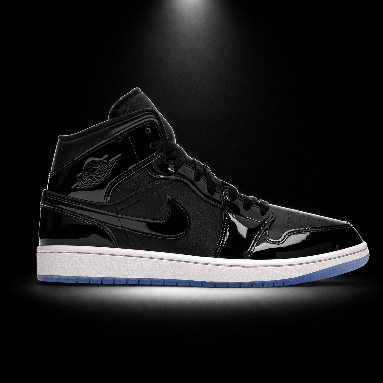 Air Jordan 1 Mid SE Space Jam, vista lateral — Crazy!Duck Hype