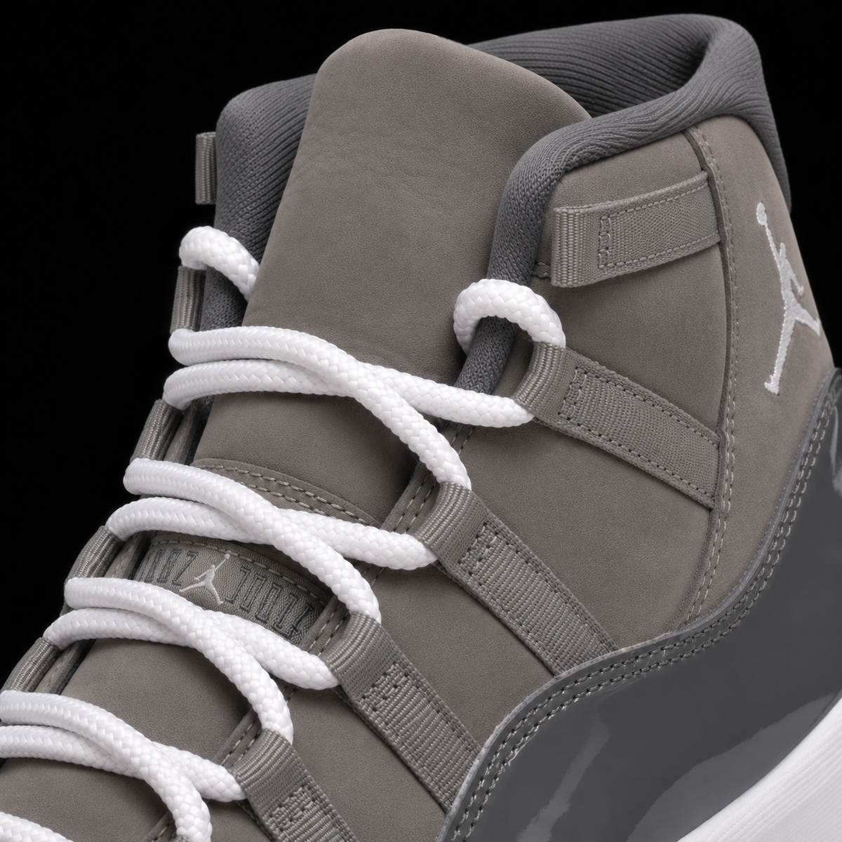 Air Jordan 11 Retro Cool Grey, detalle de agujetas — Crazy!Duck Hype