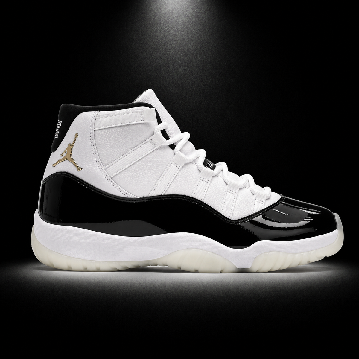 Air Jordan 11 Retro Gratitude, vista lateral — Crazy!Duck Hype