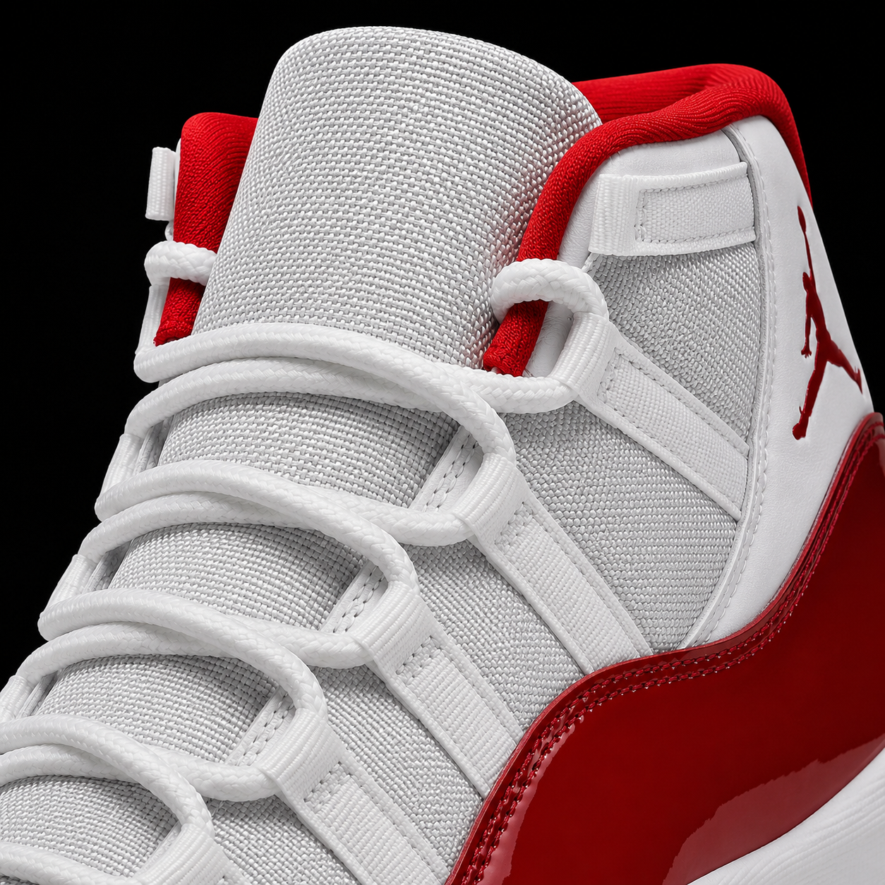 Air Jordan 11 Retro Varsity Red, detalle de agujetas — Crazy!Duck Hype