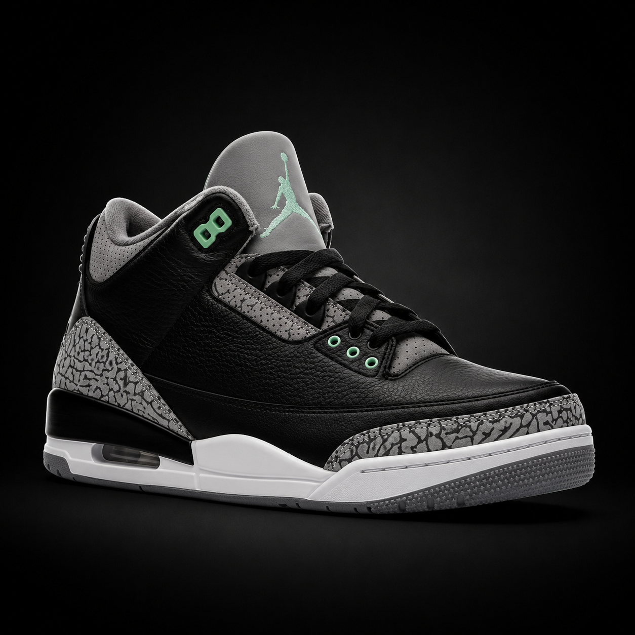 Air Jordan 3 Retro Green Glow, vista frontal — Crazy!Duck Hype