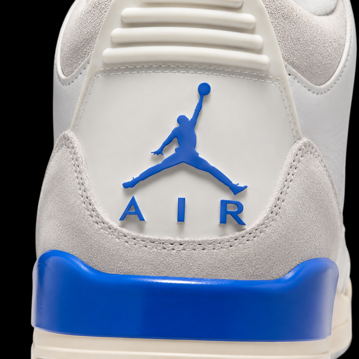 Air Jordan 3 Retro Lucky, detalle de logo y material — Crazy!Duck Hype