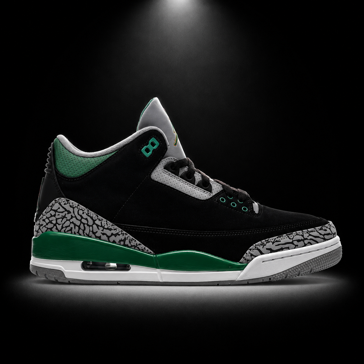 Air Jordan 3 Retro Pine Green, vista lateral — Crazy!Duck Hype