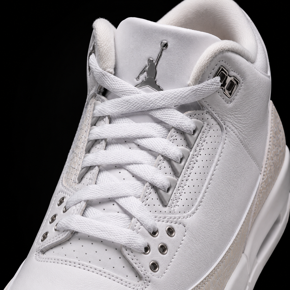 Air Jordan 3 Retro Pure Money, detalle de agujetas — Crazy!Duck Hype