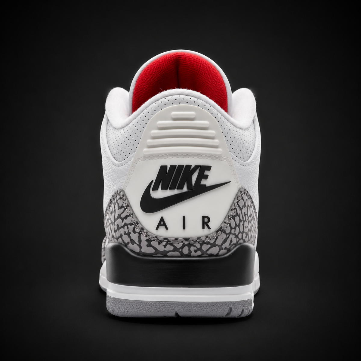 Air Jordan 3 Retro White Cement Reimagined, vista trasera — Crazy!Duck Hype