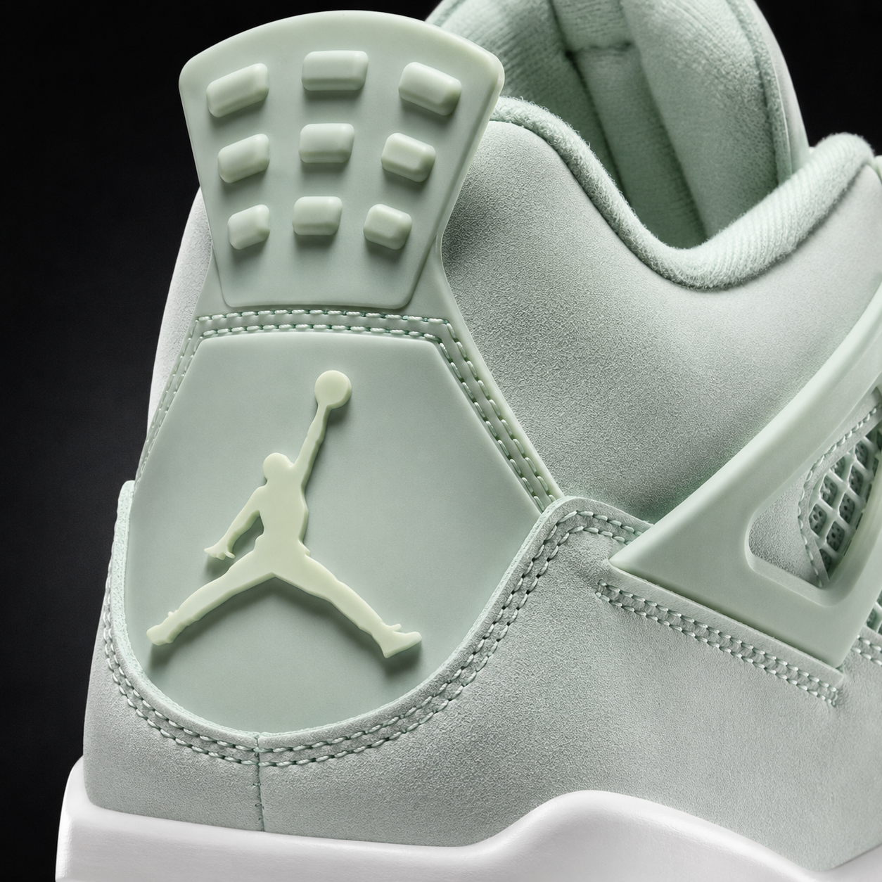 Air Jordan 4 Retro Abundance Seafoam, detalle de logo y material — Crazy!Duck Hype