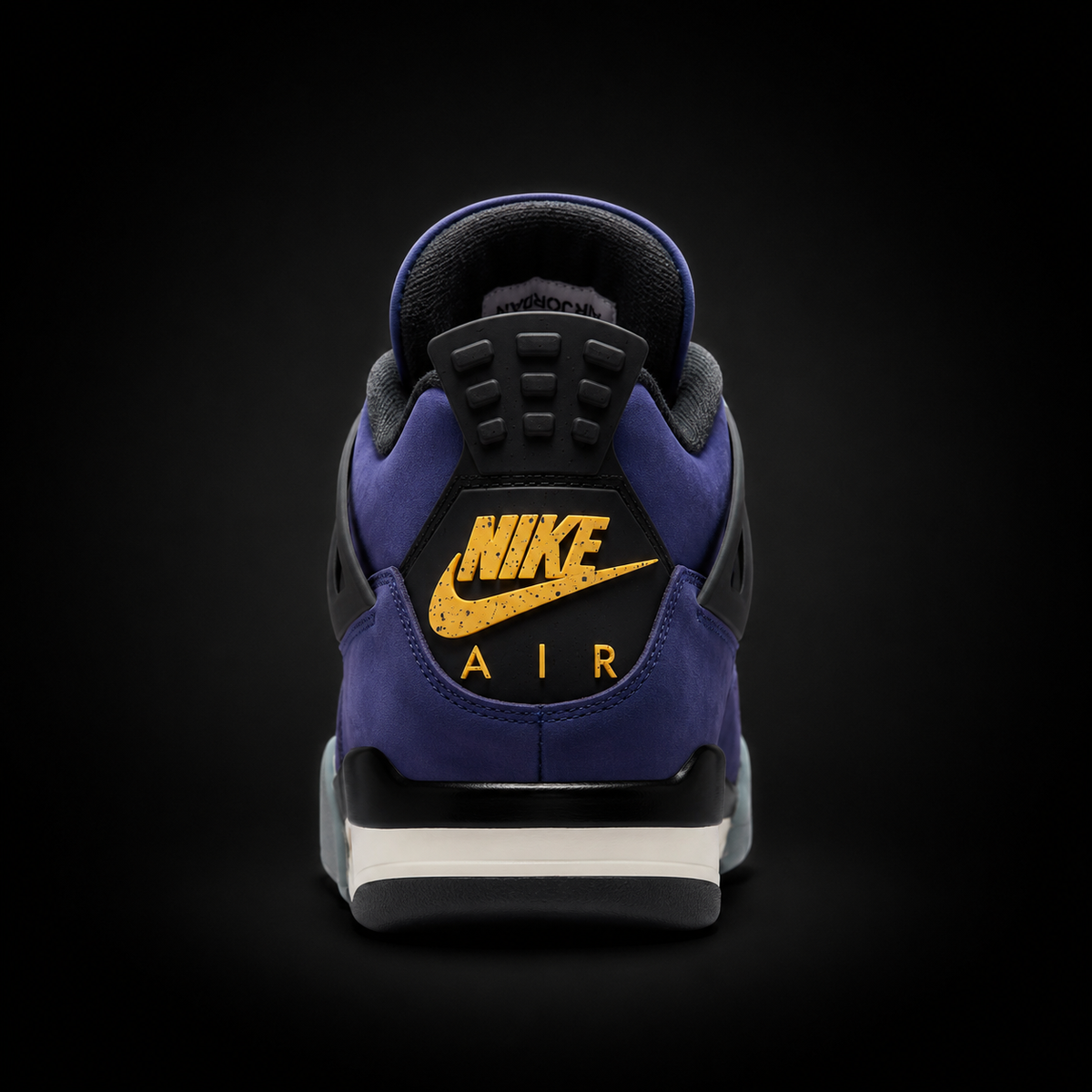 Air Jordan 4 Retro Imperial Purple, vista trasera — Crazy!Duck Hype