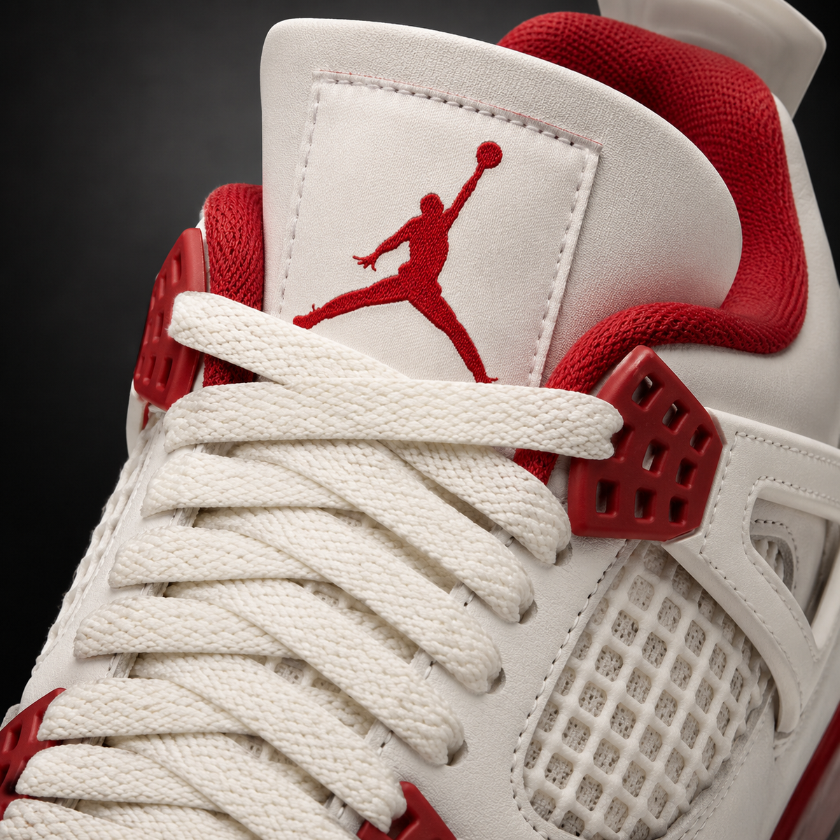 Air Jordan 4 Retro Valentine’s Day, detalle de agujetas — Crazy!Duck Hype