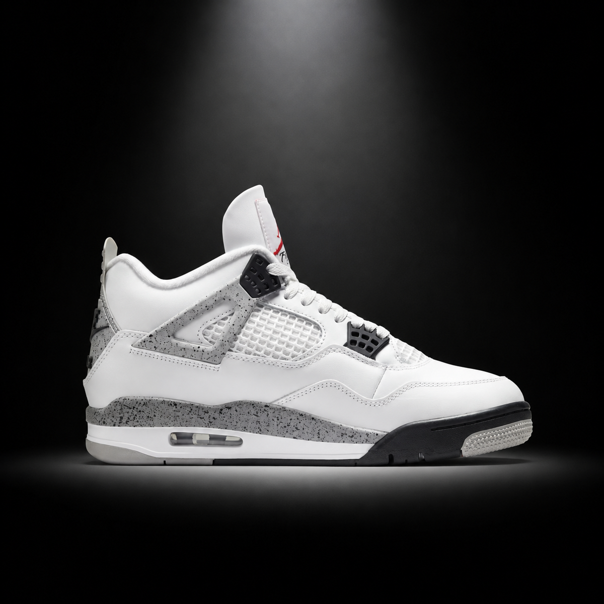 Air Jordan 4 Retro White Cement, vista lateral — Crazy!Duck Hype