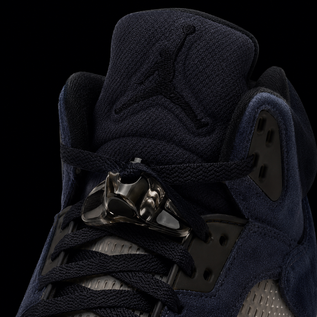 Air Jordan 5 Retro Navy, detalle de agujetas — Crazy!Duck Hype