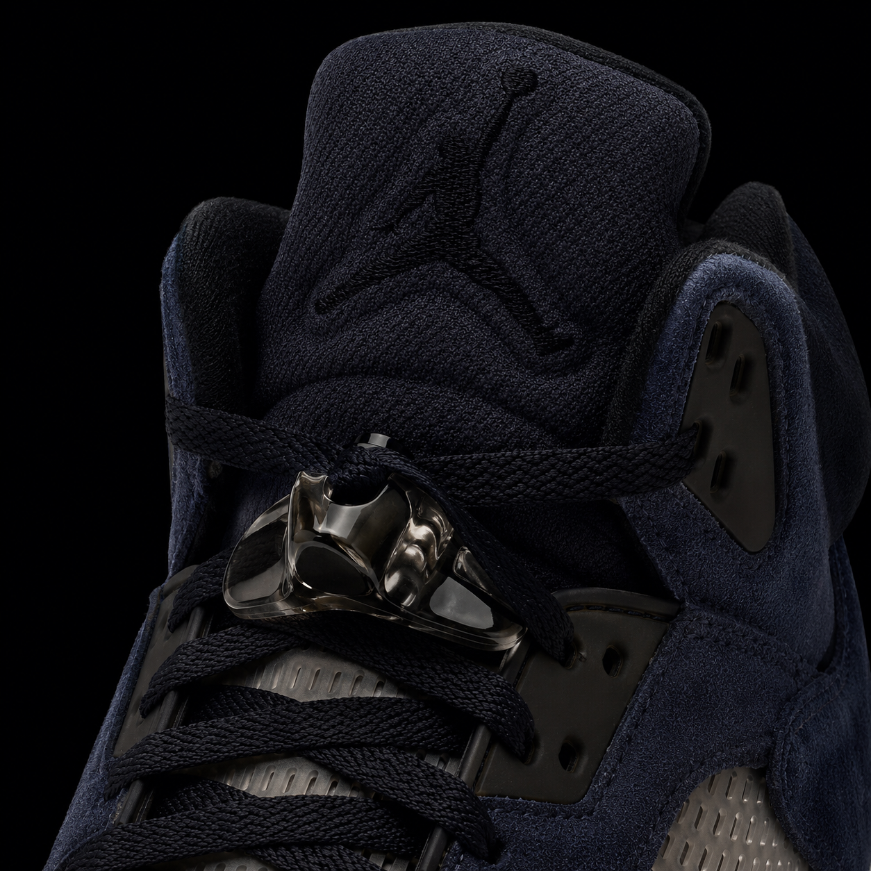 Air Jordan 5 Retro Navy, detalle de agujetas — Crazy!Duck Hype
