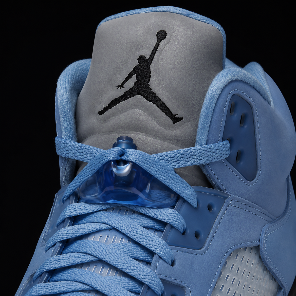 Air Jordan 5 Retro University Blue, detalle de agujetas — Crazy!Duck Hype