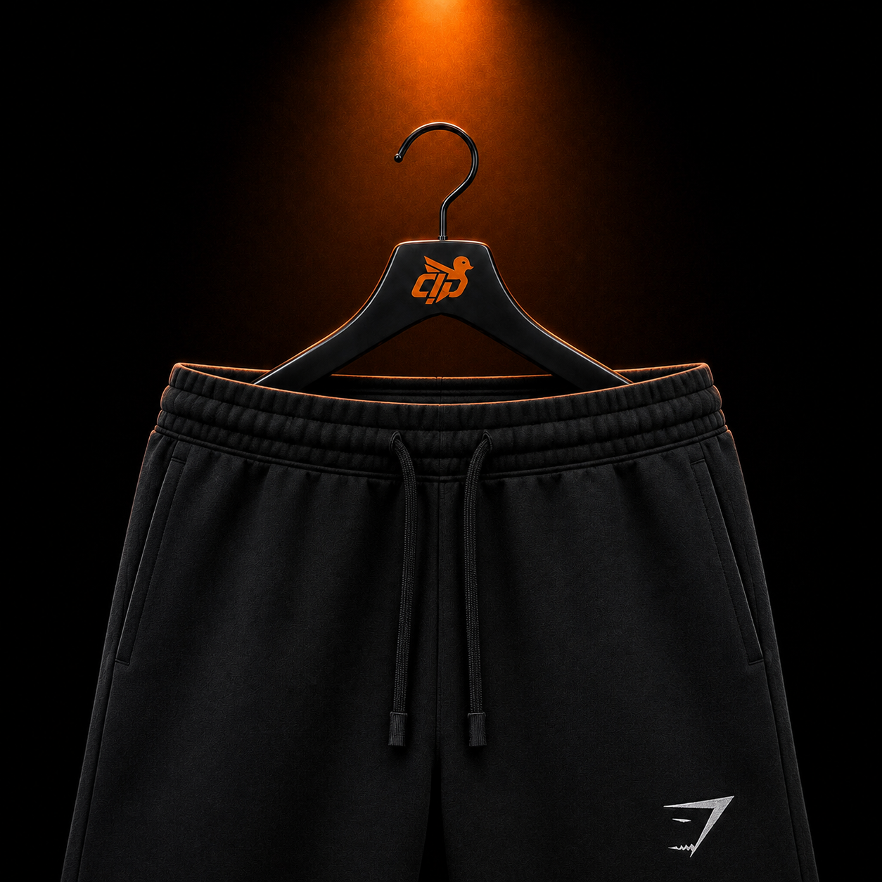 Gymshark Crest 7" Shorts Black con presentación de producto — Crazy!Duck Hype