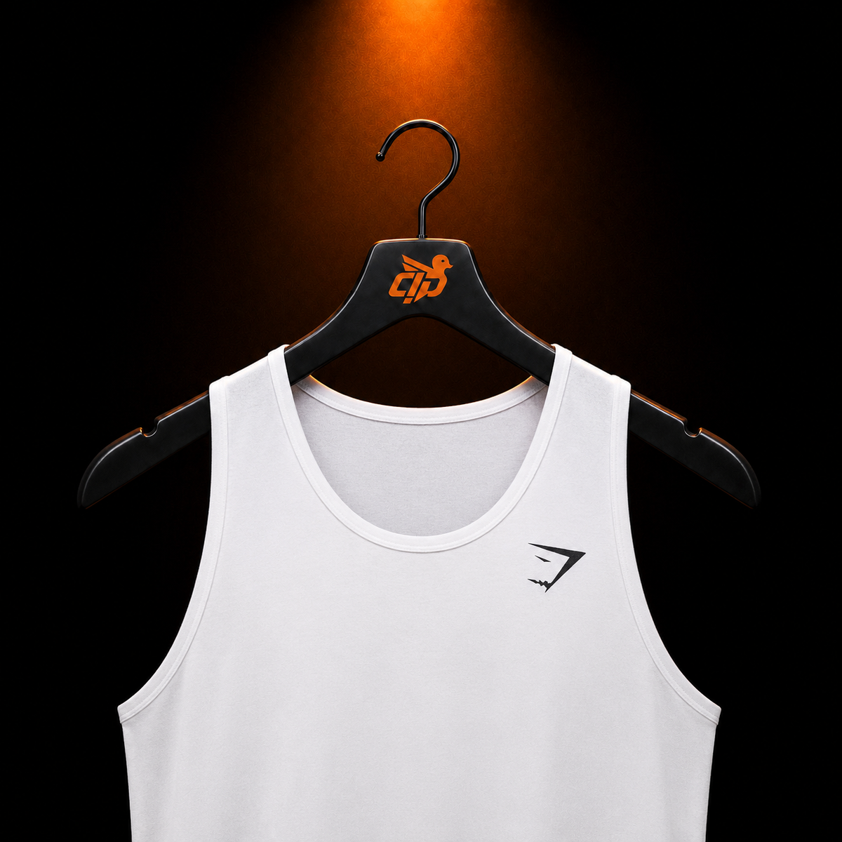 Gymshark Critical Tank White con presentación de producto — Crazy!Duck Hype