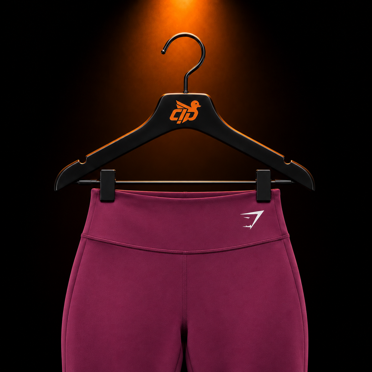Gymshark Training Straight Leg Regular Leggings Strength Pink con presentación de producto — Crazy!Duck Hype