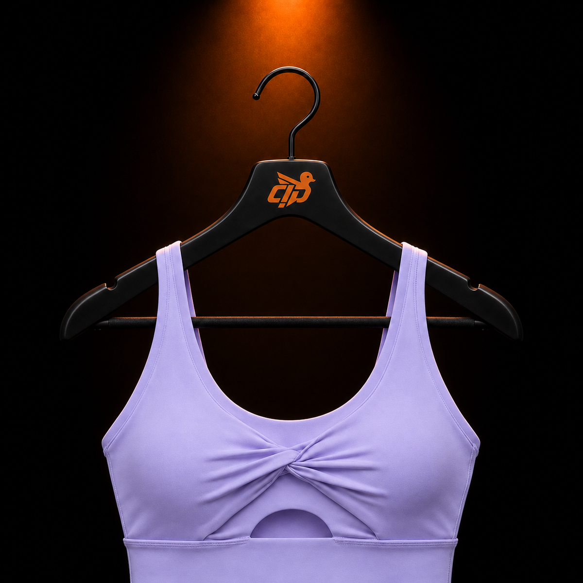 Gymshark Twist Front Sports Bra Pace Purple con presentación de producto — Crazy!Duck Hype