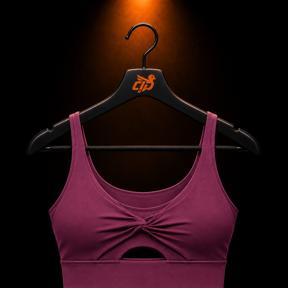 Gymshark Twist Front Sports Bra Strength Pink con presentación de producto — Crazy!Duck Hype