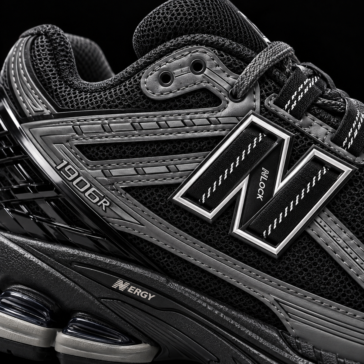 New Balance 1906R Black Phantom, detalle de logo y material — Crazy!Duck Hype