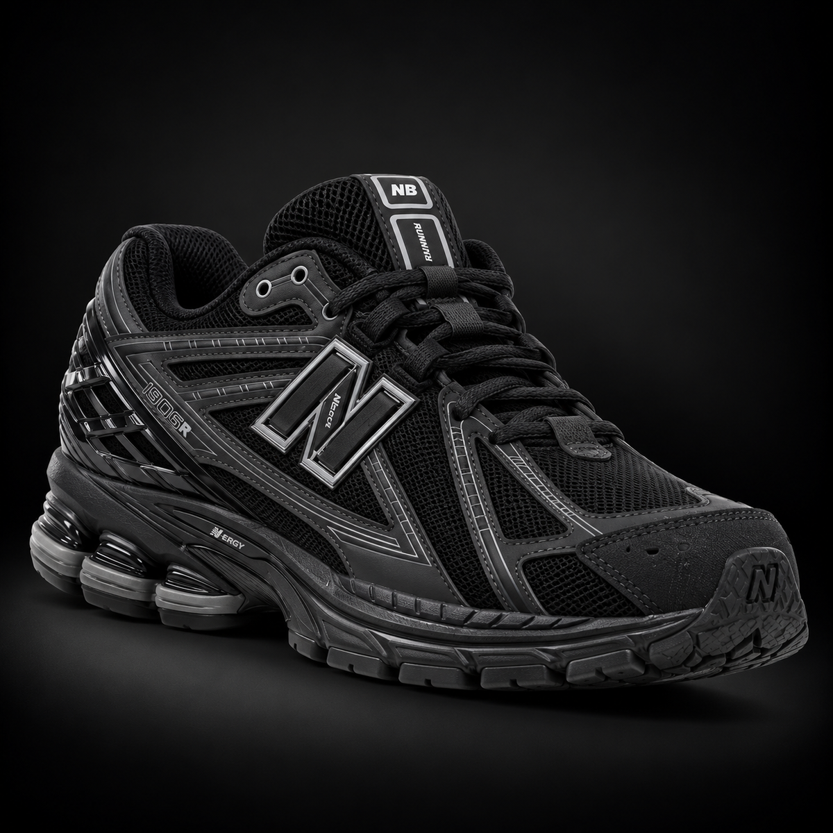 New Balance 1906R Triple Black, vista frontal — Crazy!Duck Hype