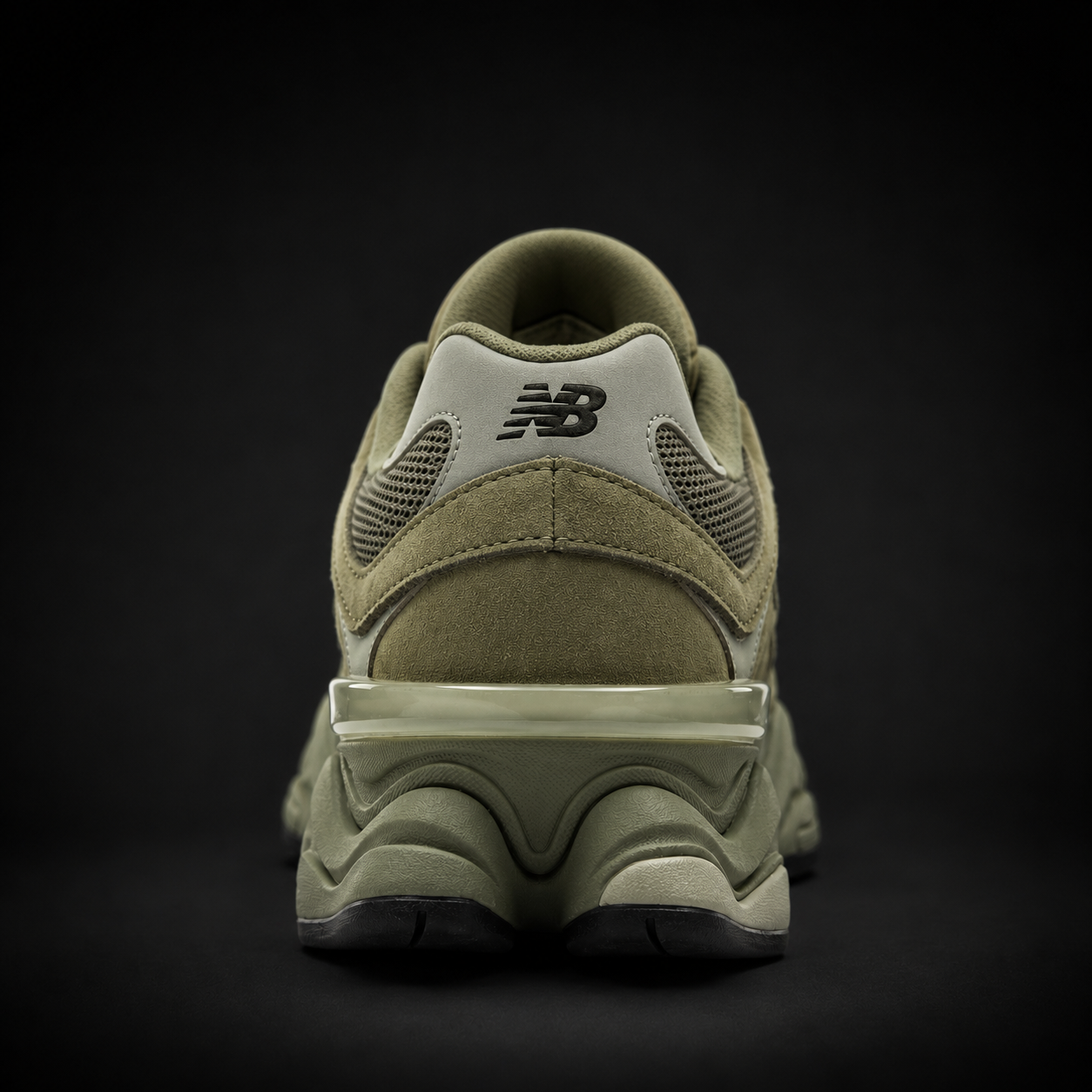 New Balance 9060 Dark Olivine, vista trasera — Crazy!Duck Hype