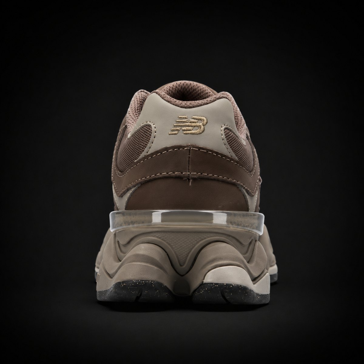 New Balance 9060 Mono Cortado, vista trasera — Crazy!Duck Hype