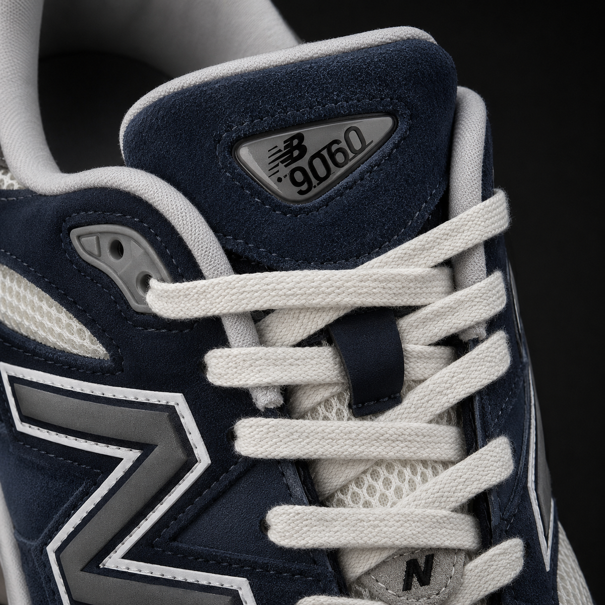 New Balance 9060 Natural Indigo, detalle de agujetas — Crazy!Duck Hype