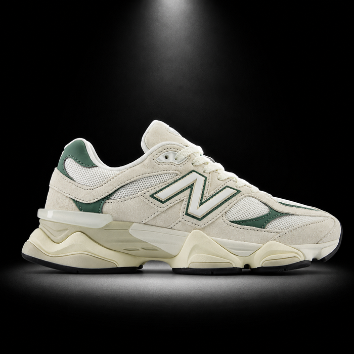 New Balance 9060 Off White Green, vista lateral — Crazy!Duck Hype