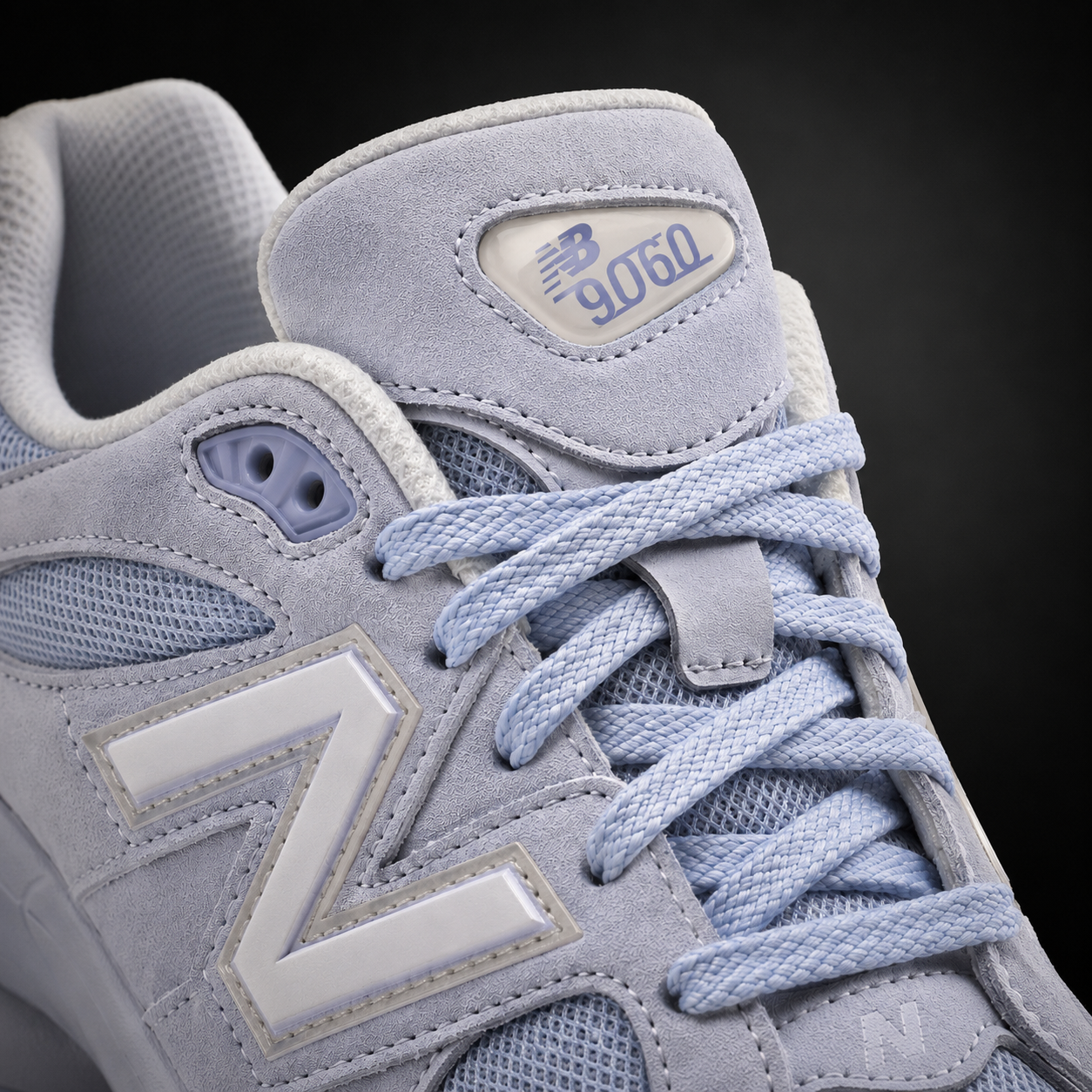 New Balance 9060 Sea Salt Oxford Blue, detalle de agujetas — Crazy!Duck Hype