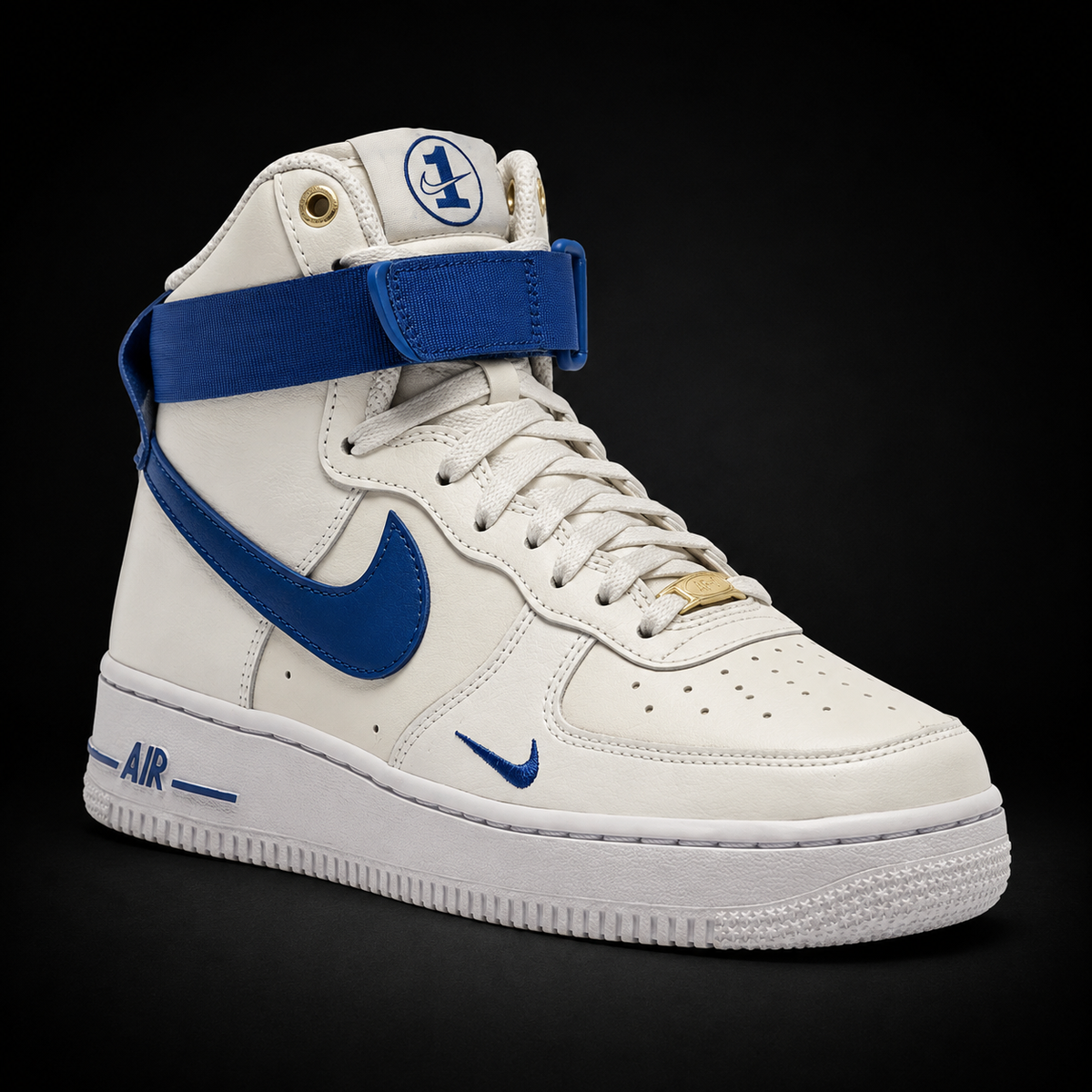 Nike Air Force 1 High '07 40th Aniversary Sail, vista frontal — Crazy!Duck Hype