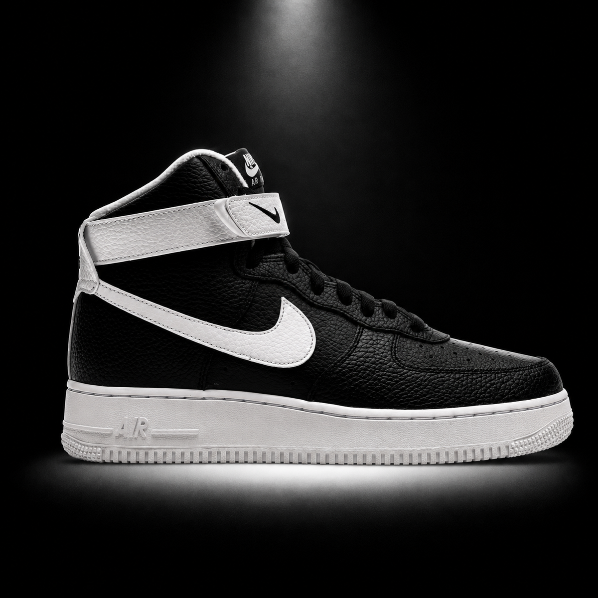 Nike Air Force 1 High '07 Black White, vista lateral — Crazy!Duck Hype
