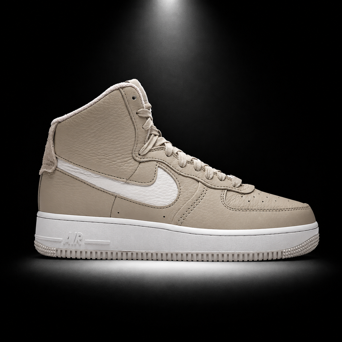 Nike Air Force 1 High '07 Sculpt Linen Sanddrift, vista lateral — Crazy!Duck Hype