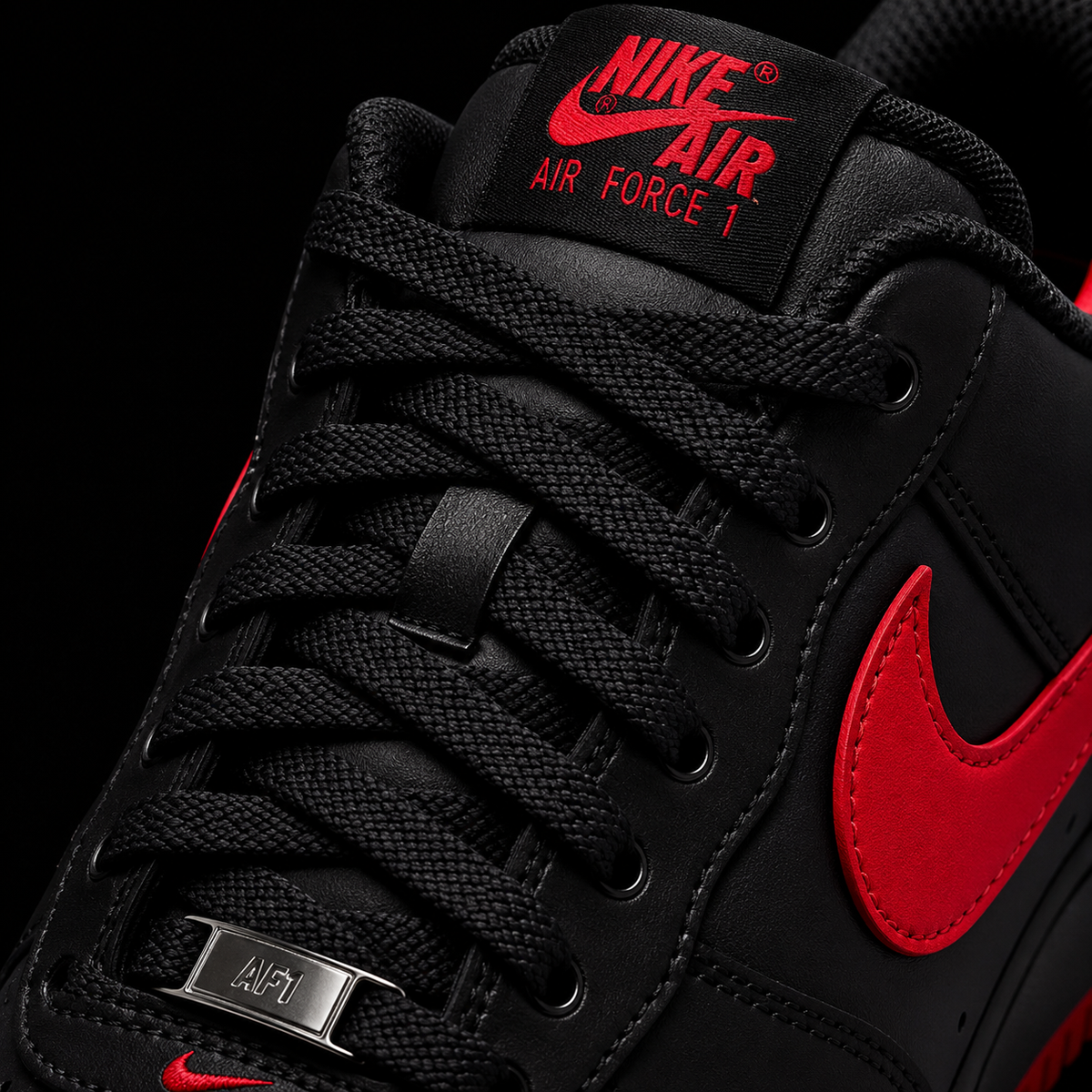 Nike Air Force 1 Low '07 Black University Red, detalle de agujetas — Crazy!Duck Hype